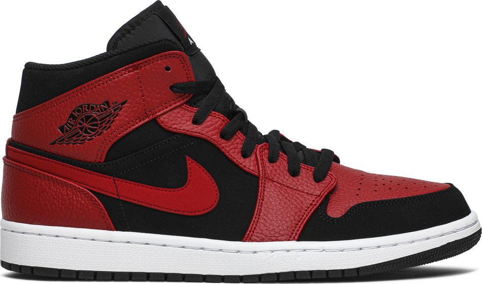 Air Jordan 1 Mid 'Bred' 554724-054